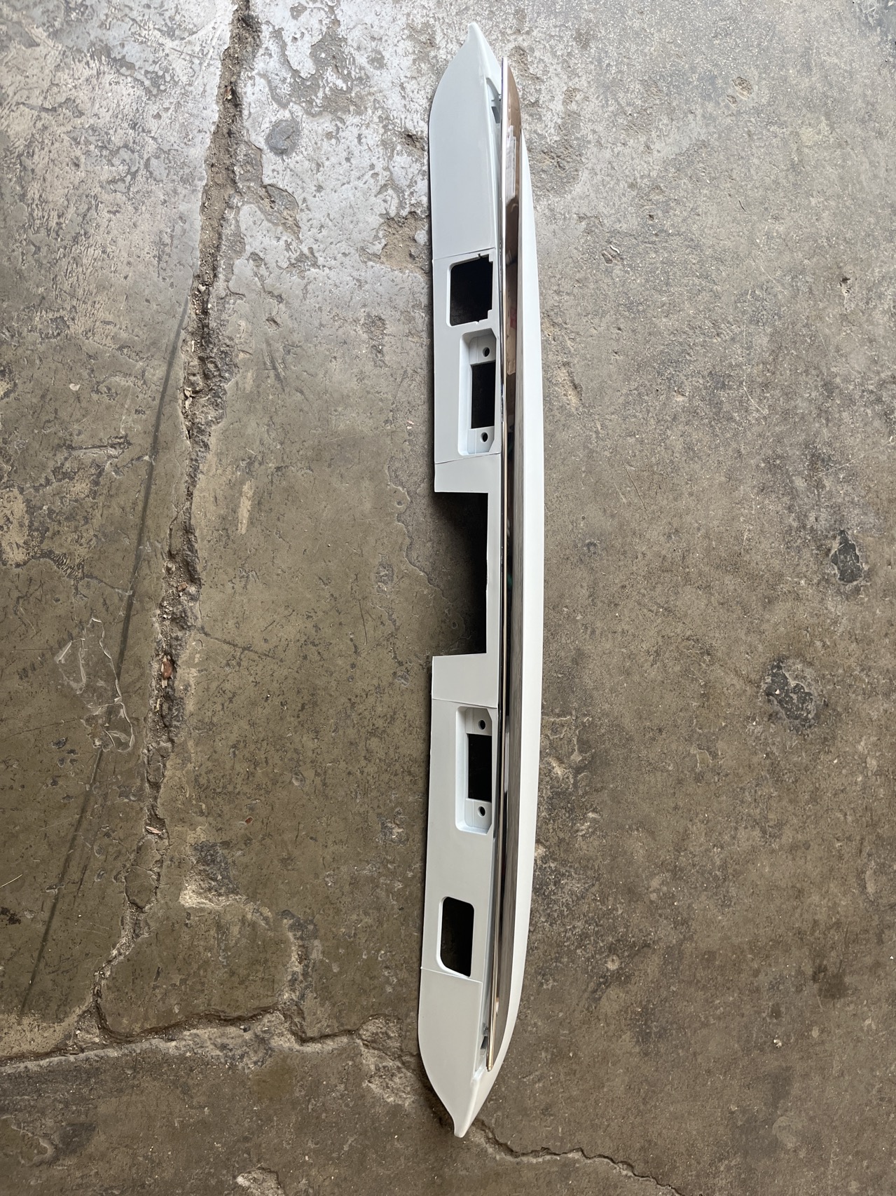 G10后牌照板【四孔】烤漆白